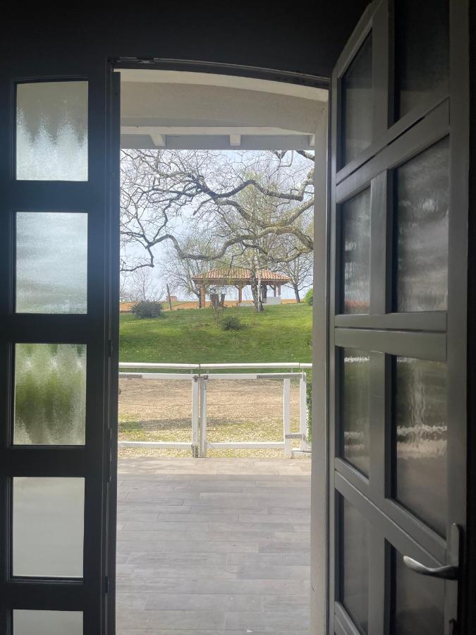 Saint-Barthelemy-d'Agenais Domaine Des Peyries - Chambres Et Table D'Hotes מראה חיצוני תמונה